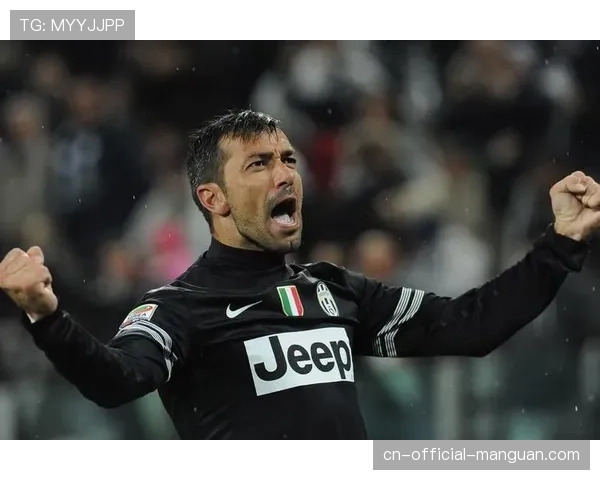 特写：老将夸利亚雷拉替补登场，收获个人意甲第200次出场